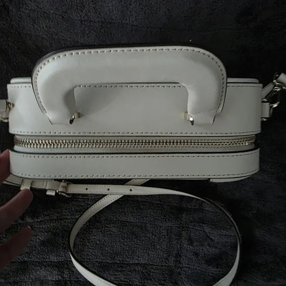 Kate Spade Wicker Trunk Traveler Crossbody - Picture 2 of 8